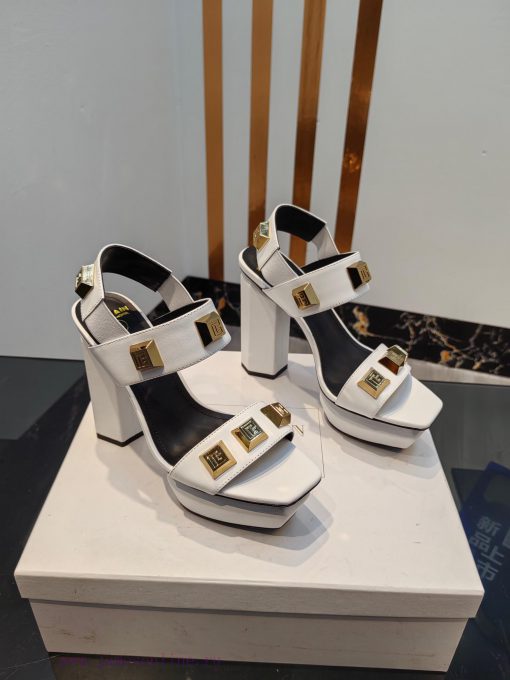 Out, 𝘽𝙖𝙡 * 𝙖𝙞𝙣 Balmain 2023 Spring/Summer Fashion Show Hentian High Water Platform SandalsBrjuqqo2uq - Image 3