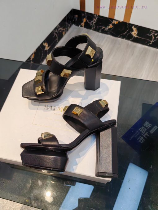 Out, 𝘽𝙖𝙡 * 𝙖𝙞𝙣 Balmain 2023 Spring/Summer Fashion Show Hentian High Water Platform SandalsBrr57c507r - Image 6