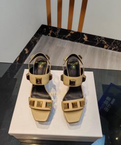 Out, 𝘽𝙖𝙡 * 𝙖𝙞𝙣 Balmain 2023 Spring/Summer Fashion Show Hentian High Water Platform SandalsBr91vnb7px