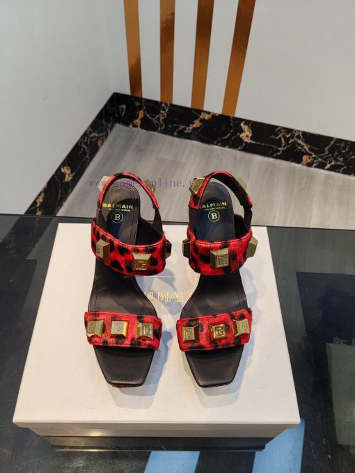 Out, Balmain autumn/winter 2023 runway fashion hate sky high waterproof platform sandals,Bra1yfl8iad - Image 2