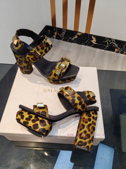 Out, Balmain autumn/winter 2023 runway fashion hate sky high waterproof platform sandals,Brawrovq2uv - Image 6