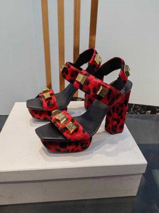 Out, Balmain autumn/winter 2023 runway fashion hate sky high waterproof platform sandals,Bra1yfl8iad - Image 4