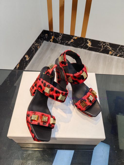 Out, Balmain autumn/winter 2023 runway fashion hate sky high waterproof platform sandals,Bra1yfl8iad - Image 9