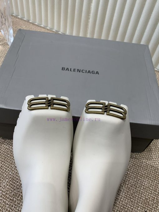 Balenciaga Parisian Family Square Head Thick Bottom Rain BootsMinimalist design, cool, absurahgjssca - Image 4