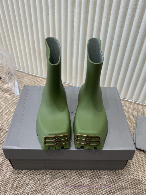 Balenciaga Parisian Family Square Head Thick Bottom Rain BootsMinimalist design, cool, absurl1dm3k89 - Image 2