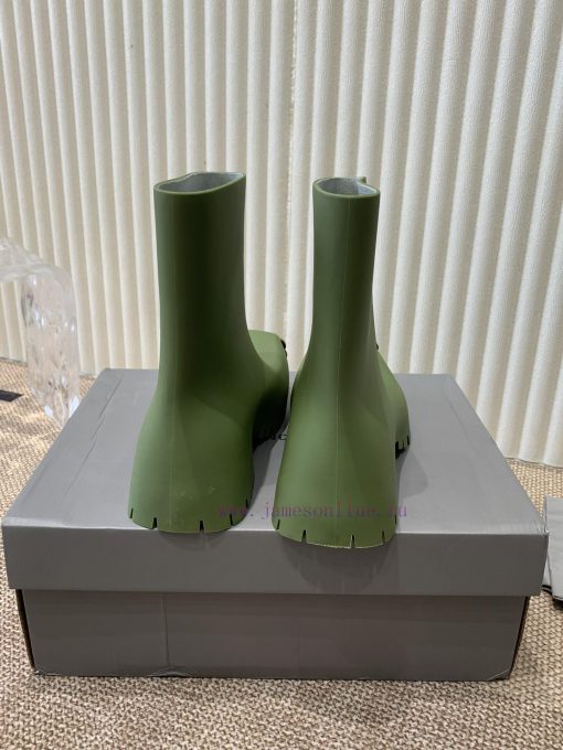 Balenciaga Parisian Family Square Head Thick Bottom Rain BootsMinimalist design, cool, absurl1dm3k89 - Image 5