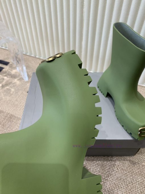 Balenciaga Parisian Family Square Head Thick Bottom Rain BootsMinimalist design, cool, absurl1dm3k89 - Image 8