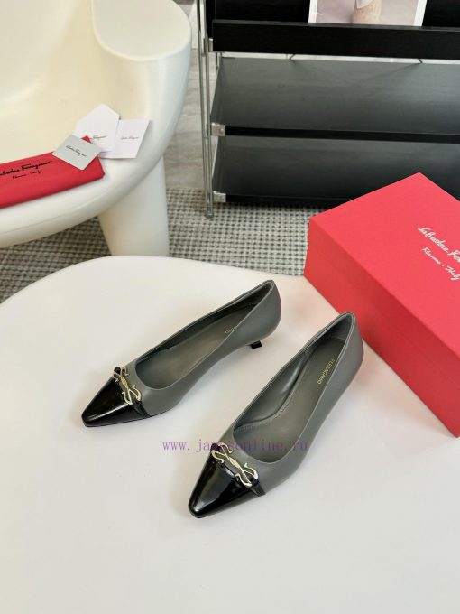 Salvatore Ferragamo 25 Early Spring Collection New Product Iconic Bow Hardware Buckle Thick 73d8vips - Image 7