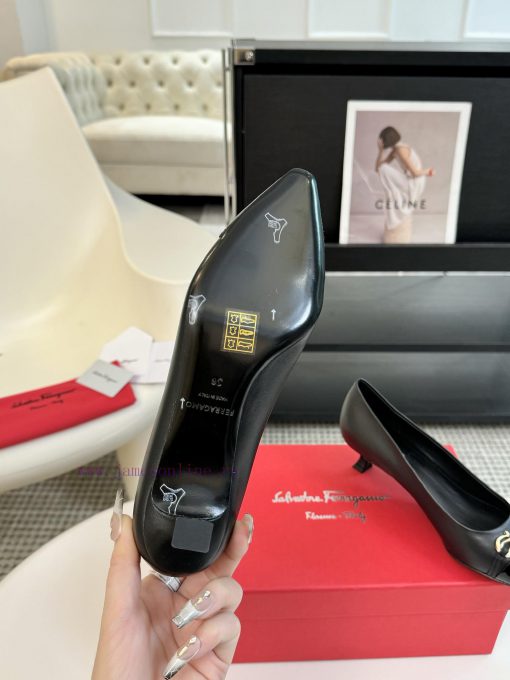Salvatore Ferragamo 25 Early Spring Collection New Product Iconic Bow Hardware Buckle Thick k8jo07py - Image 10