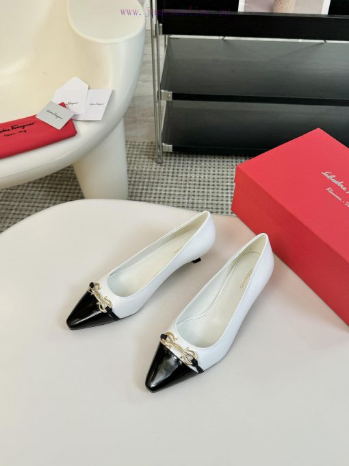 Salvatore Ferragamo 25 Early Spring Collection New Product Iconic Bow Hardware Buckle Thick k9y6md8t - Image 7