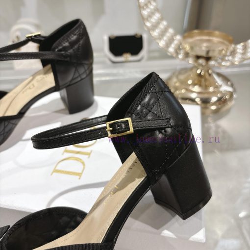 Dior 2025 vs Spring New Hollow Diamond Grid Cool Collection... The colors are super bright aeqrjuexm - Image 9