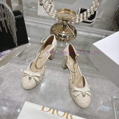 Dior 2025 vs Spring New Hollow Diamond Grid Cool Collection... The colors are super bright a4ikdeowf - Image 3