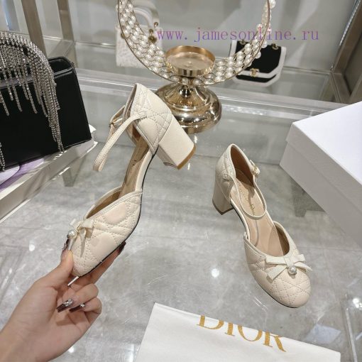 Dior 2025 vs Spring New Hollow Diamond Grid Cool Collection... The colors are super bright a4ikdeowf - Image 4