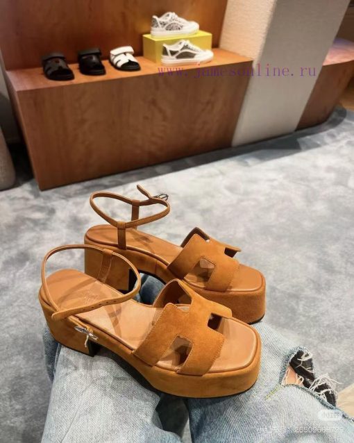 Hermes Isabella 30 Sandals Collection - Fashionable and Versatile, Super Comfortable, Every 07yses1a - Image 5