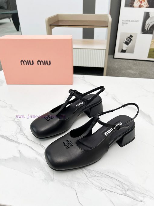 First release MIUMIU * Miu Miu rear empty sandals 2025 new model🤩 No matter how you wear it,fu0kq1tk - Image 2