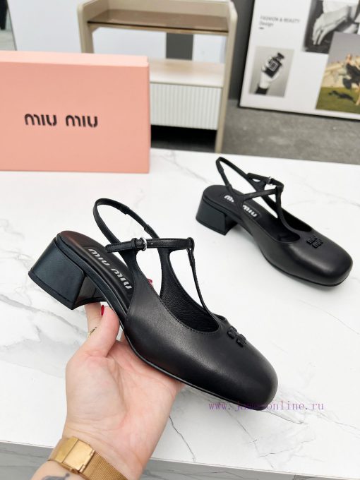 First release MIUMIU * Miu Miu rear empty sandals 2025 new model🤩 No matter how you wear it,fu0kq1tk - Image 6