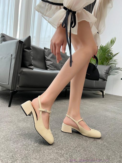First release MIUMIU * Miu Miu rear empty sandals 2025 new model🤩 No matter how you wear it,olq8eqip - Image 9