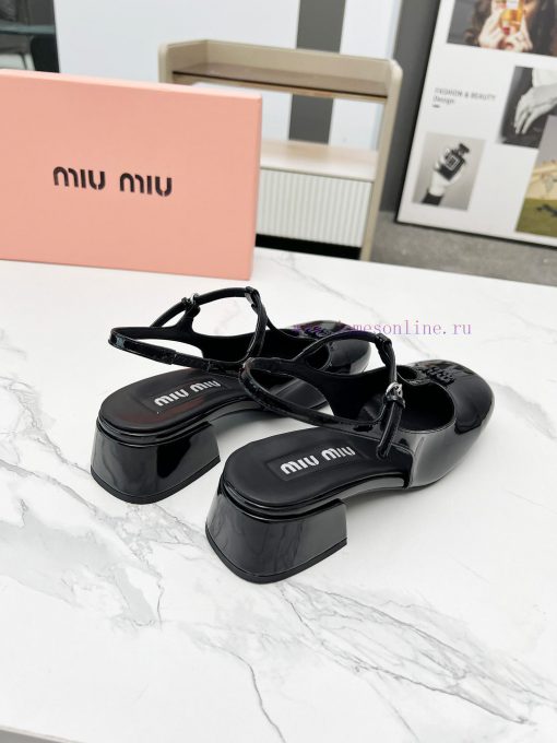 First release MIUMIU * Miu Miu rear empty sandals 2025 new model🤩 No matter how you wear it,3avjgo51 - Image 5