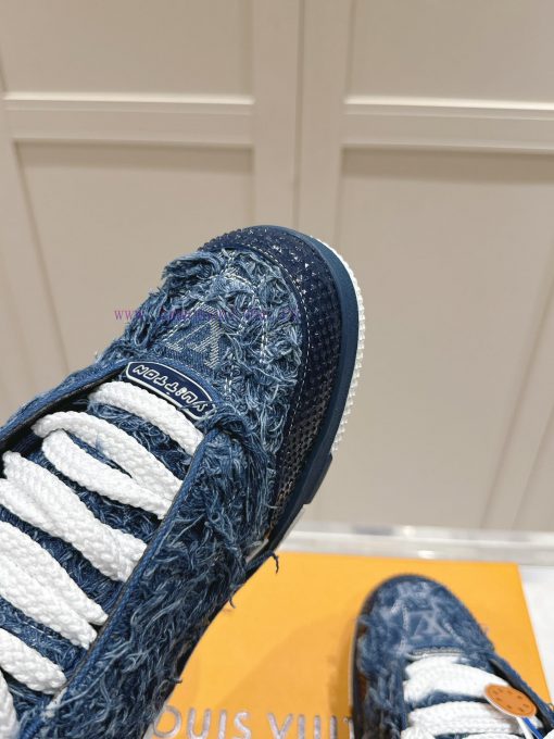 Men's styleThe LV skate tassel sneakers feature floral patterns on denim fabric, giving a vimtme6h9g - Image 7