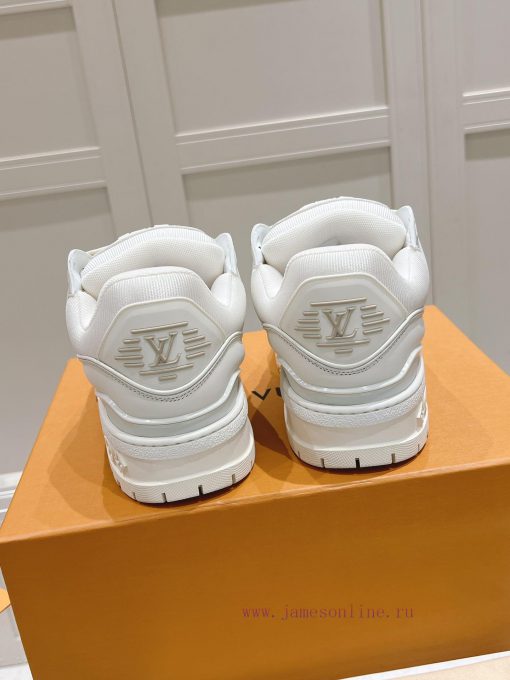 Purchasing levelLimited edition Dalmatian Latest Couple Series New ColorsLouis Vuitton Trainx2006ryf - Image 10