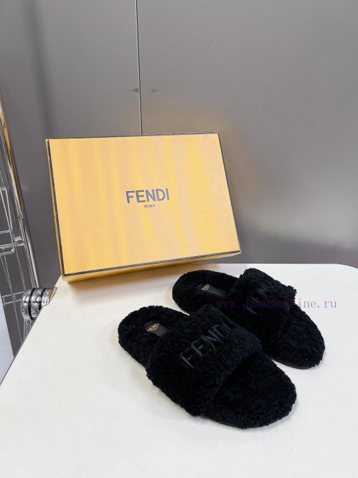 FENDI's new autumn and winter fur mop is an essential item every autumn and winter. Not onlytcl9512k - Image 3