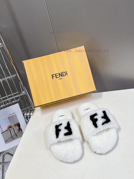 FENDI's new autumn and winter fur mop is an essential item every autumn and winter. Not only7ifbrg05 - Image 2
