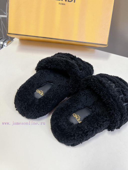 FENDI's new autumn and winter fur mop is an essential item every autumn and winter. Not onlytcl9512k - Image 8