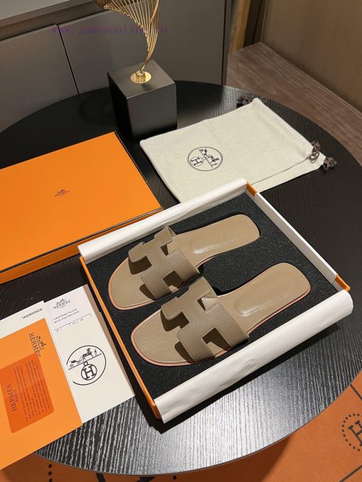 HERMES Hermes, Palm Pattern Series H Trailer, Made with 11 High Altitude Edition Shoes, Top pvt3j5eo - Image 2