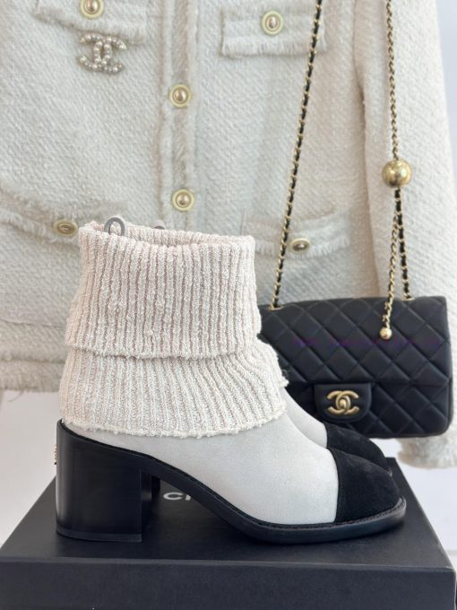 Chanel | Chanel 24K Autumn/Winter New Product Double CThick heeled socks bootsThis season's 4bjcaeb8