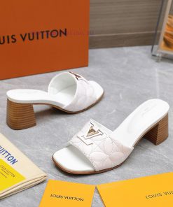 Top versionLV new slippers - embroidered style▶️ Original mold bottom flowerLV | Louis Vuittgb4zvvps