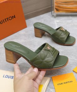 Top versionLV new slippers - embroidered style▶️ Original mold bottom flowerLV | Louis Vuitt3f4wz0fe