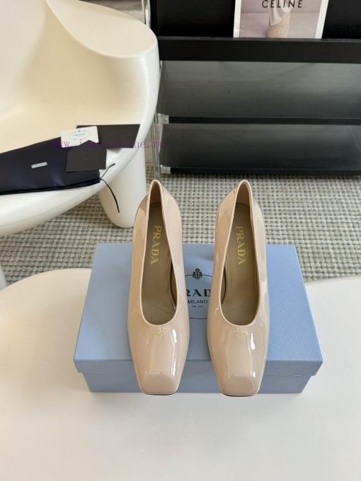 8.5cmPRADA/PRADA ClassicTriangle logo single shoe seriesThe simple design is probably its mob69lv5u1