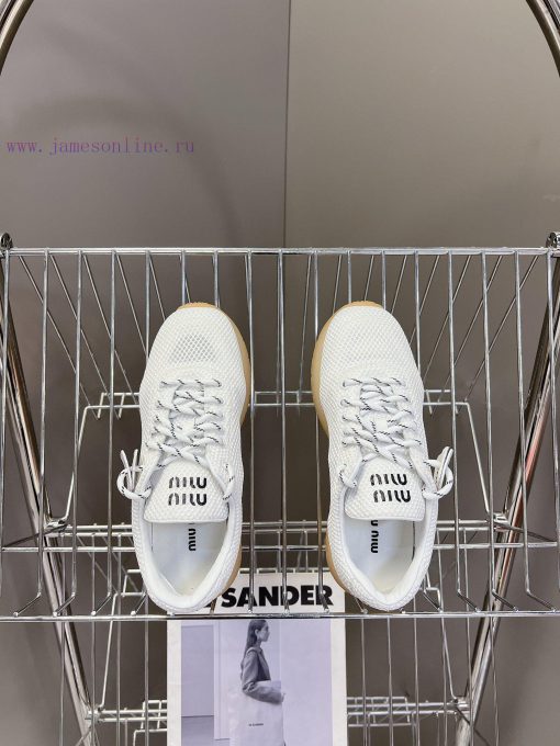 MIUMIU New American Retro Style~A must-have for popular sports shoes with a stylish appearanae8abc7d - Image 7