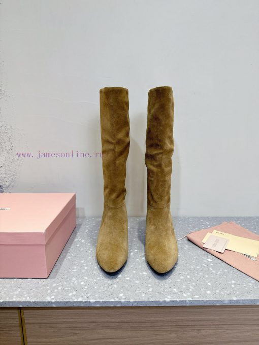 MIU MIU Classic Autumn/Winter New Coarse Heeled BootsThe minimalist design style is undoubte73958yli