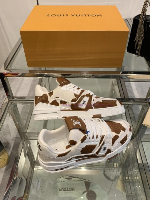 Louis Vuitton 2024s new LV Trainer series board shoes, basketball shoes, couple's casual spoq2aggaq2 - Image 9