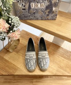 Top Original 11 RemakesDior 2023 Spring/Summer New CollectionPattern ‮ Flower lifting ‬ Thorw032lhmt