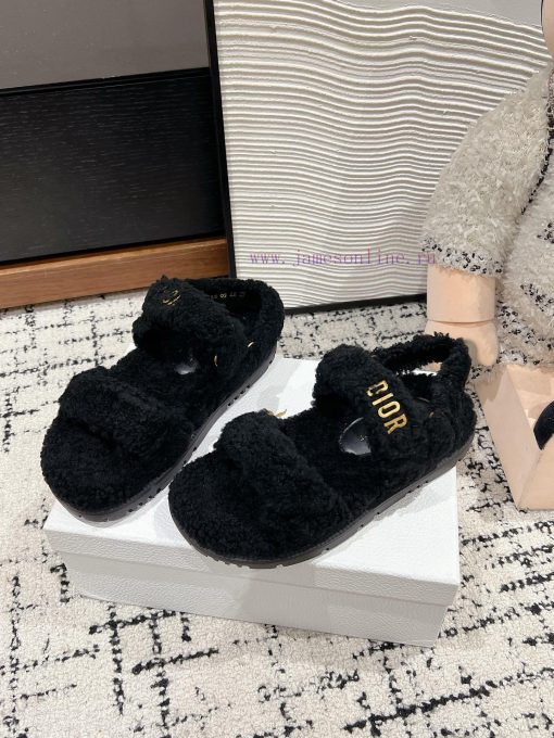 Top qualitydior fw24 new arrival～D Home 2024 Autumn/Winter New Wool SlippersThe fur is integ91ajf2gw - Image 3