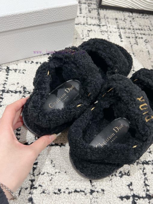 Top qualitydior fw24 new arrival～D Home 2024 Autumn/Winter New Wool SlippersThe fur is integ91ajf2gw - Image 8