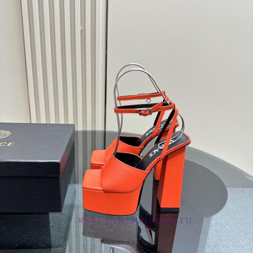 Versace | Versace New CollectionHentian High Heels Waterproof Platform High HeelsNumerous ceg7l41fwt