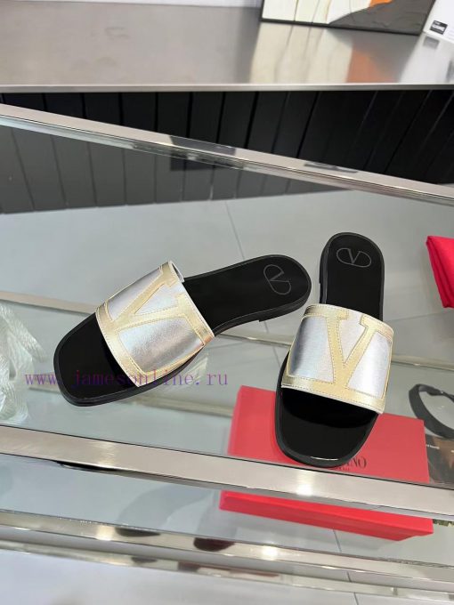 Valentino, 25 new spring/summer collection, Valentino color blocked flat bottomed slippers, ioaaggfk - Image 7