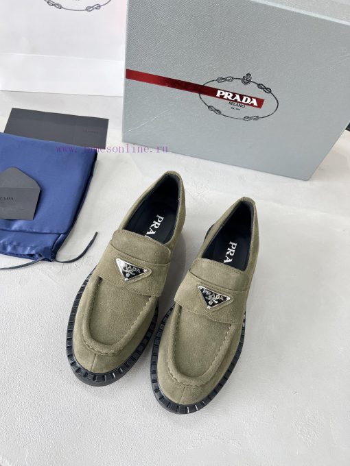 Prada couple's loafers | Fashion and quality intertwinedWhen it comes to the legend of the fc1qtntlw