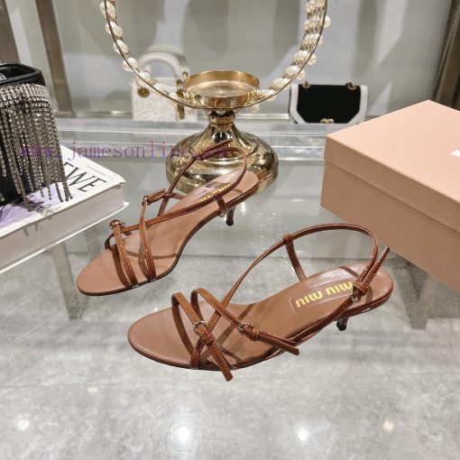 MiuMiu * Miu Miu/25ss Spring/Summer Fashion Show New Cat and High Heel SandalsThe runway st4puokiwr