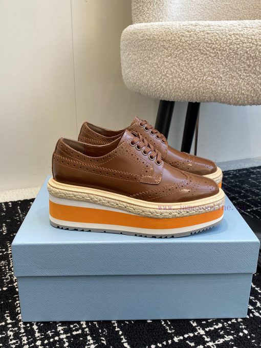 Prada 24ss autumn and winter latest thick soled lace up punched block sponge shoesThe origint95pt83m - Image 3