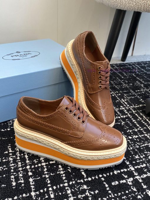Prada 24ss autumn and winter latest thick soled lace up punched block sponge shoesThe origint95pt83m - Image 4