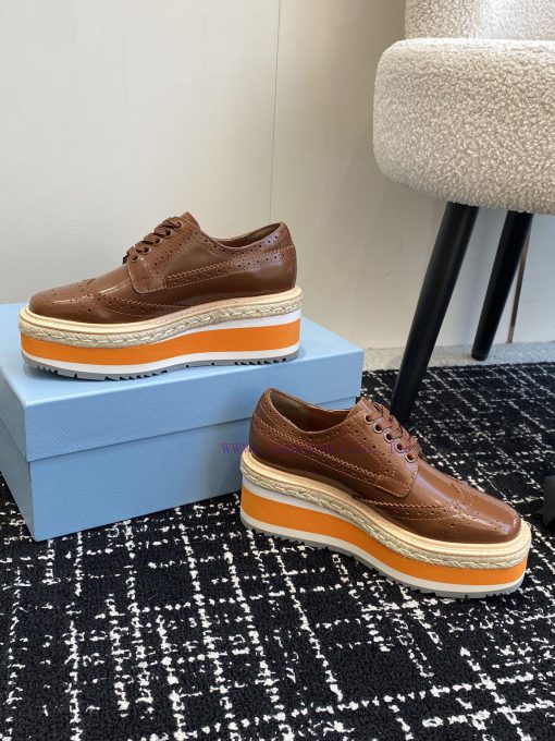 Prada 24ss autumn and winter latest thick soled lace up punched block sponge shoesThe origint95pt83m - Image 5