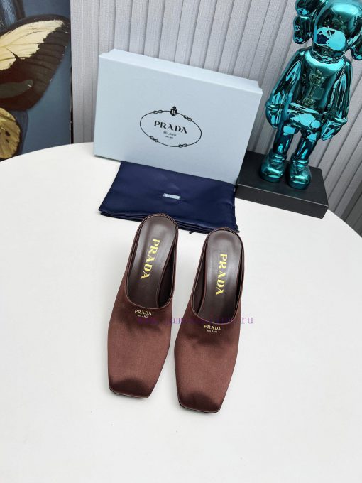 In 2025, SSS launches Prada's latest collection of long and short boots, sandals, slim heelsc2s8lykc - Image 4