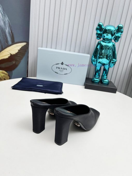 In 2025, SSS launches Prada's latest collection of long and short boots, sandals, slim heelselcq80f4 - Image 9