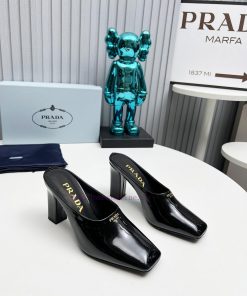 In 2025, SSS launches Prada's latest collection of long and short boots, sandals, slim heelsw8m4ne7u