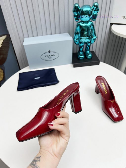 In 2025, SSS launches Prada's latest collection of long and short boots, sandals, slim heelsqq56vd83 - Image 8