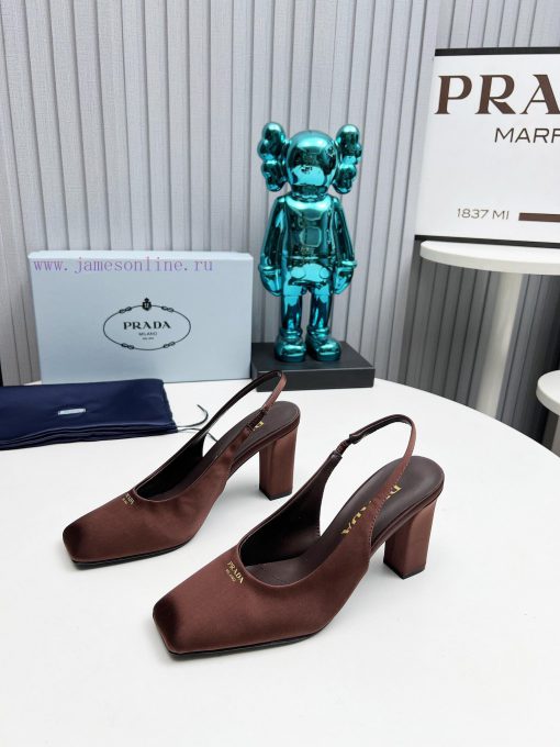In 2025, SSS launches Prada's latest collection of long and short boots, sandals, slim heelszi4bri92 - Image 3